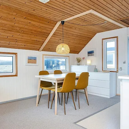 5 Person In Holiday home *