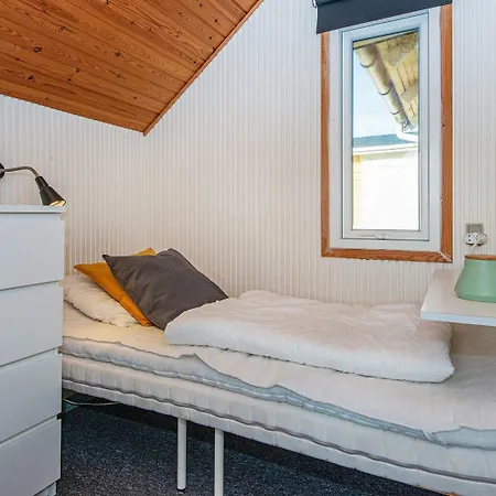 Holiday home 5 Person In *