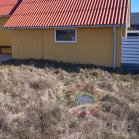 4 Person In
