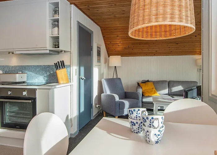 5 Person In Tatil Evi